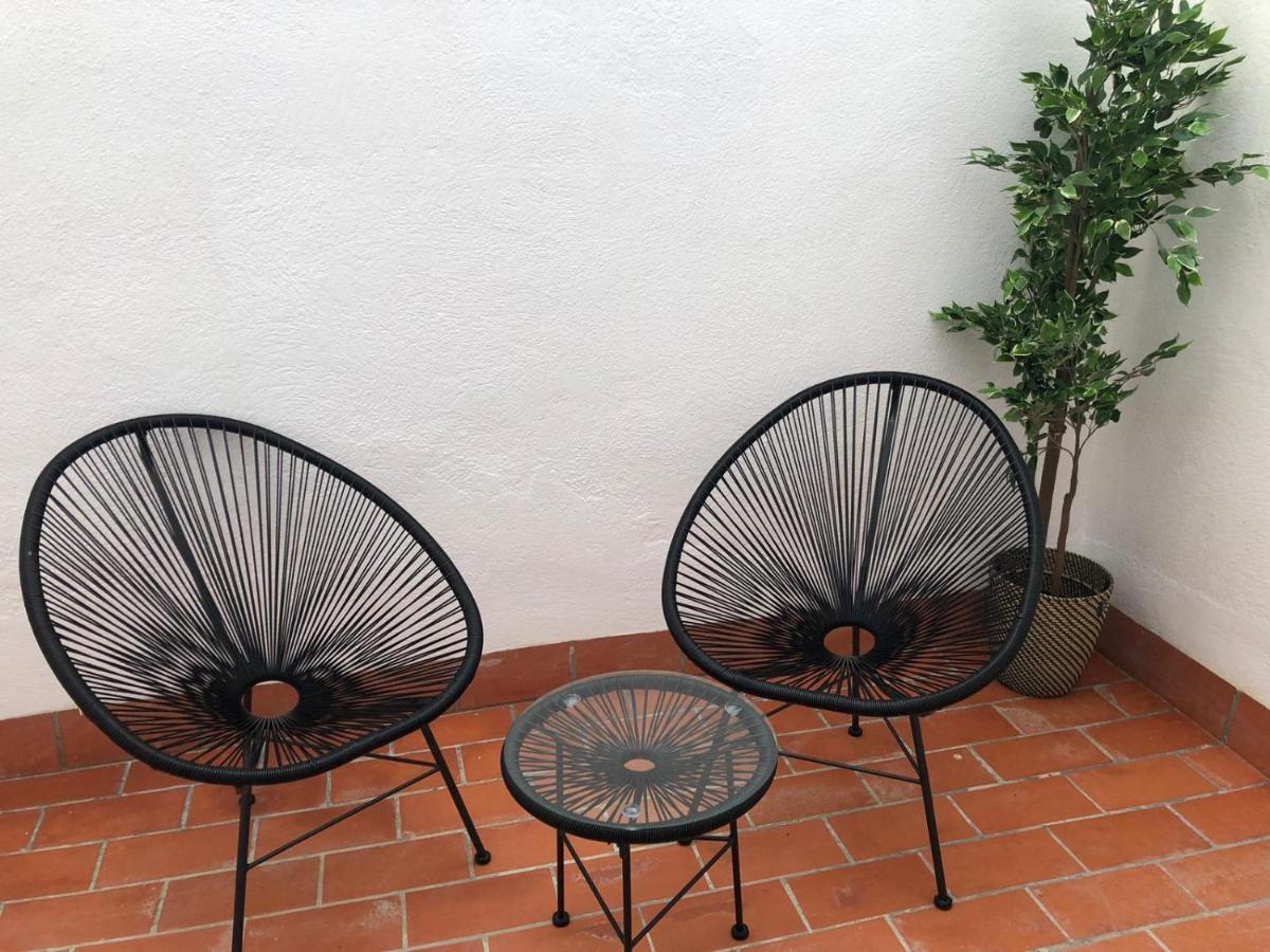 Gaudi Street Apartments Sitges Bagian luar foto