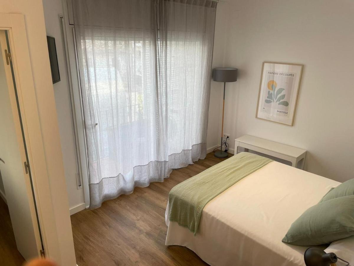 Gaudi Street Apartments Sitges Bagian luar foto