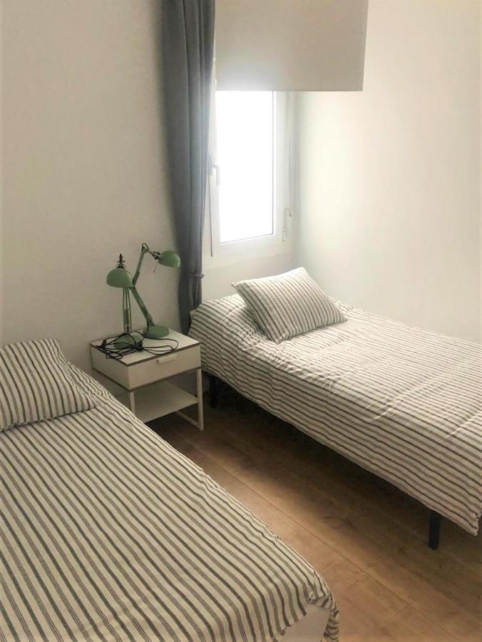 Gaudi Street Apartments Sitges Bagian luar foto