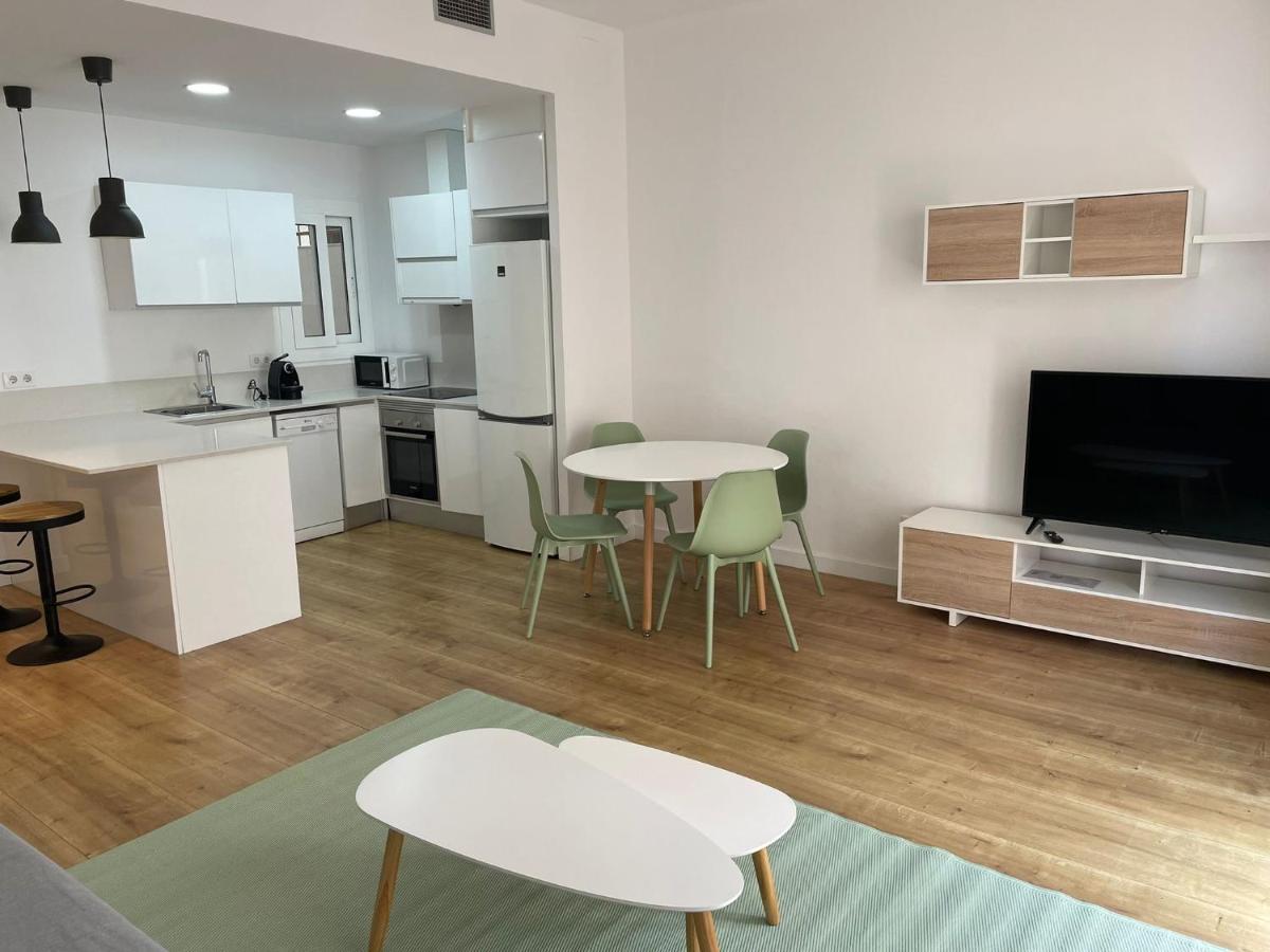 Gaudi Street Apartments Sitges Bagian luar foto