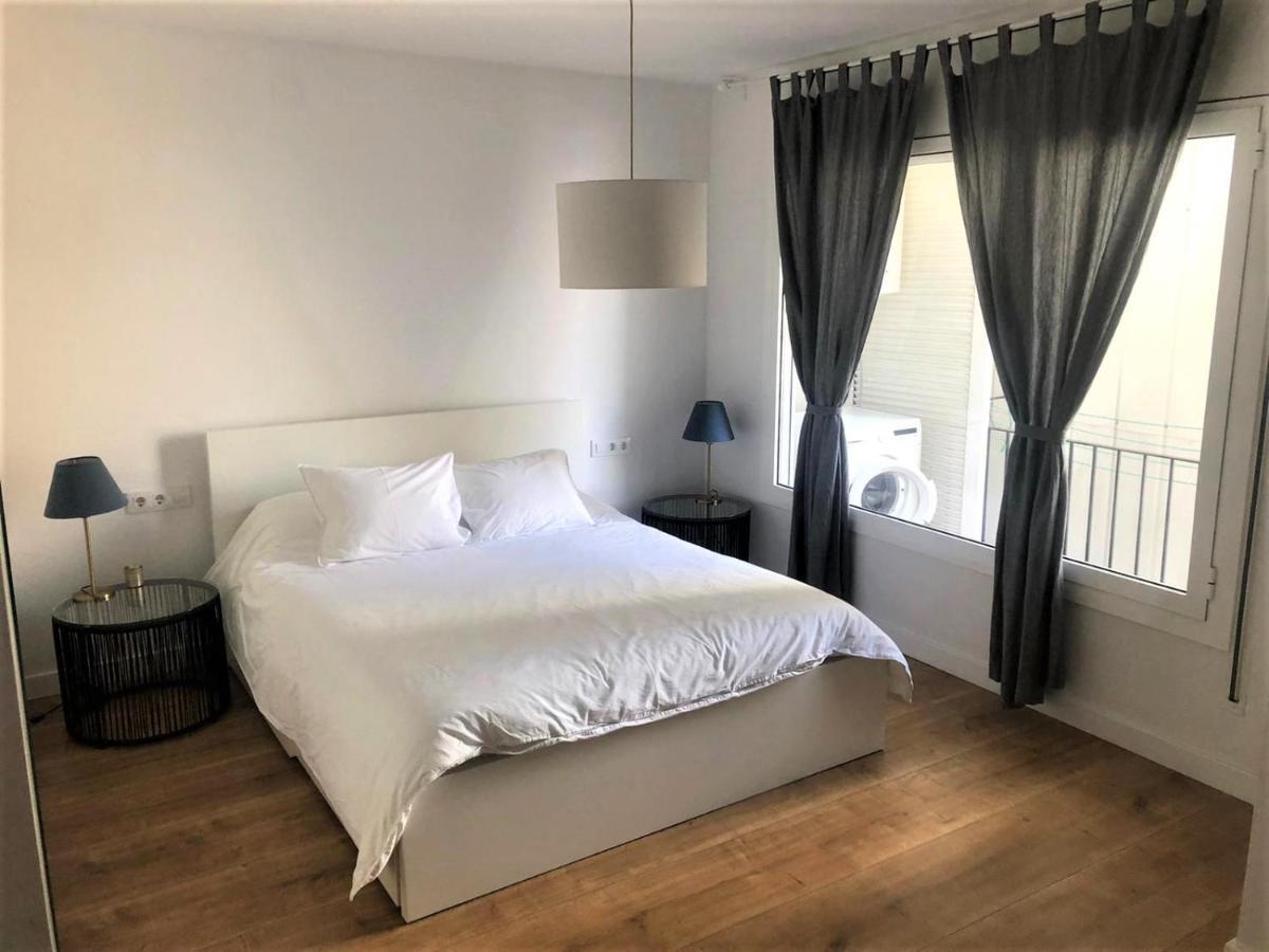 Gaudi Street Apartments Sitges Bagian luar foto
